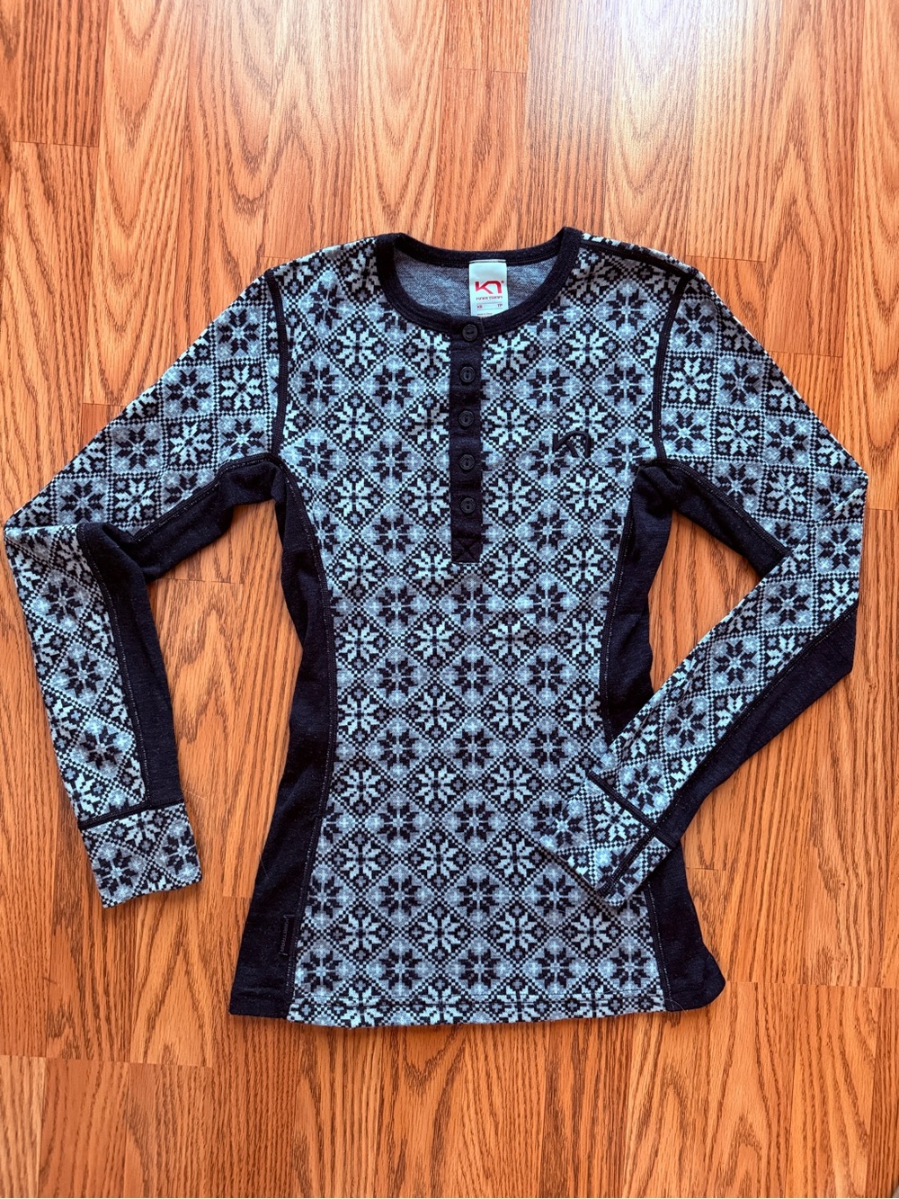 Kari Traa Rose 100% Merino Wool Long Sleeve Base Layer Henley Top Black Gray XS